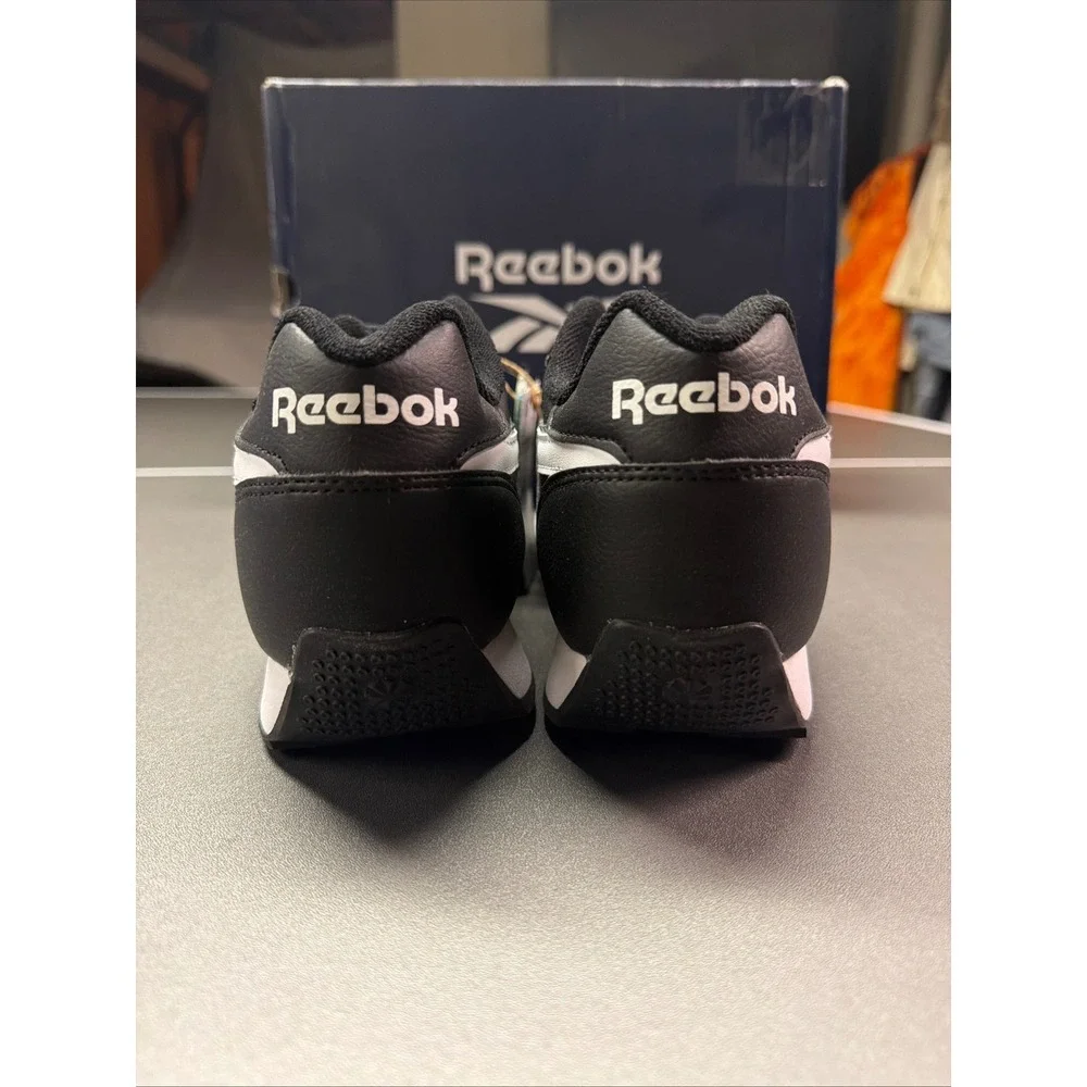 Reebok rewind run